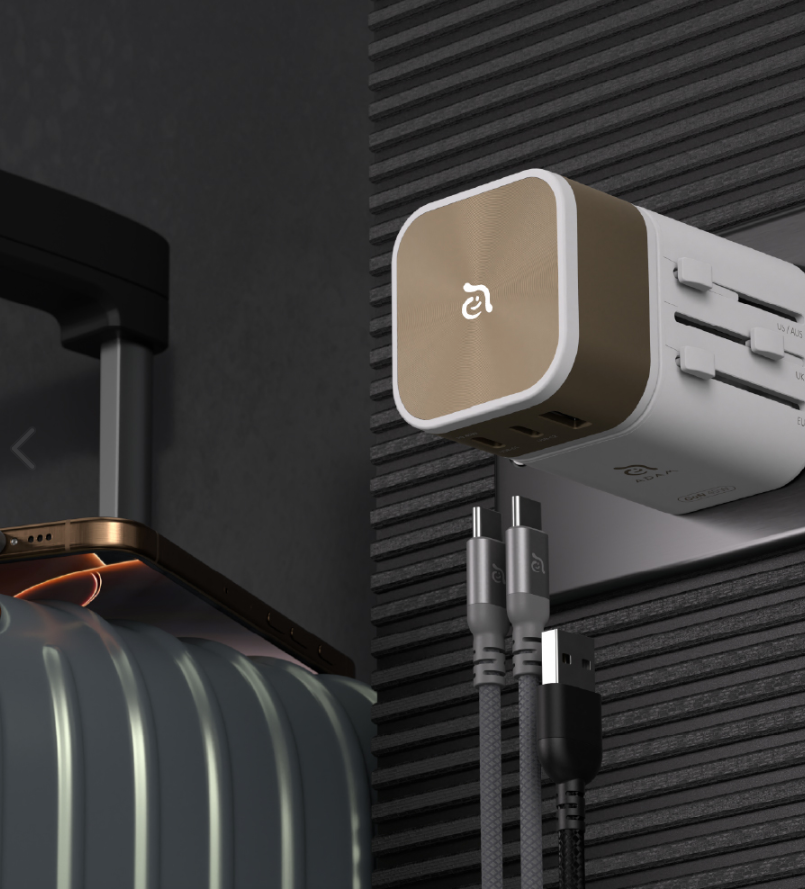 ADAM elements - OMNIA T45 Universal Travel Adapter