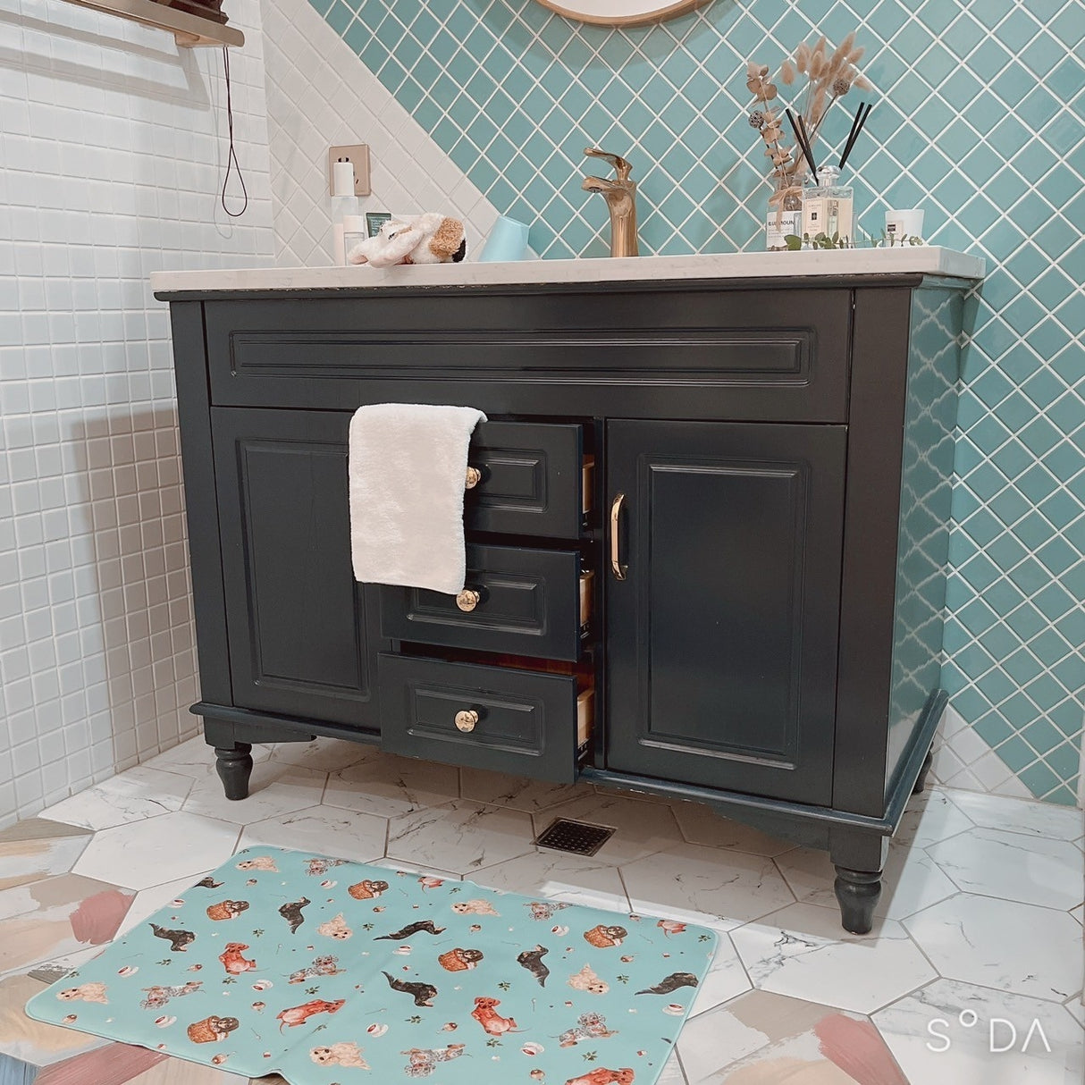 Wha Wha Ultra Absorbent Waterproof Mat (5 Layers) - Rainbow Pony