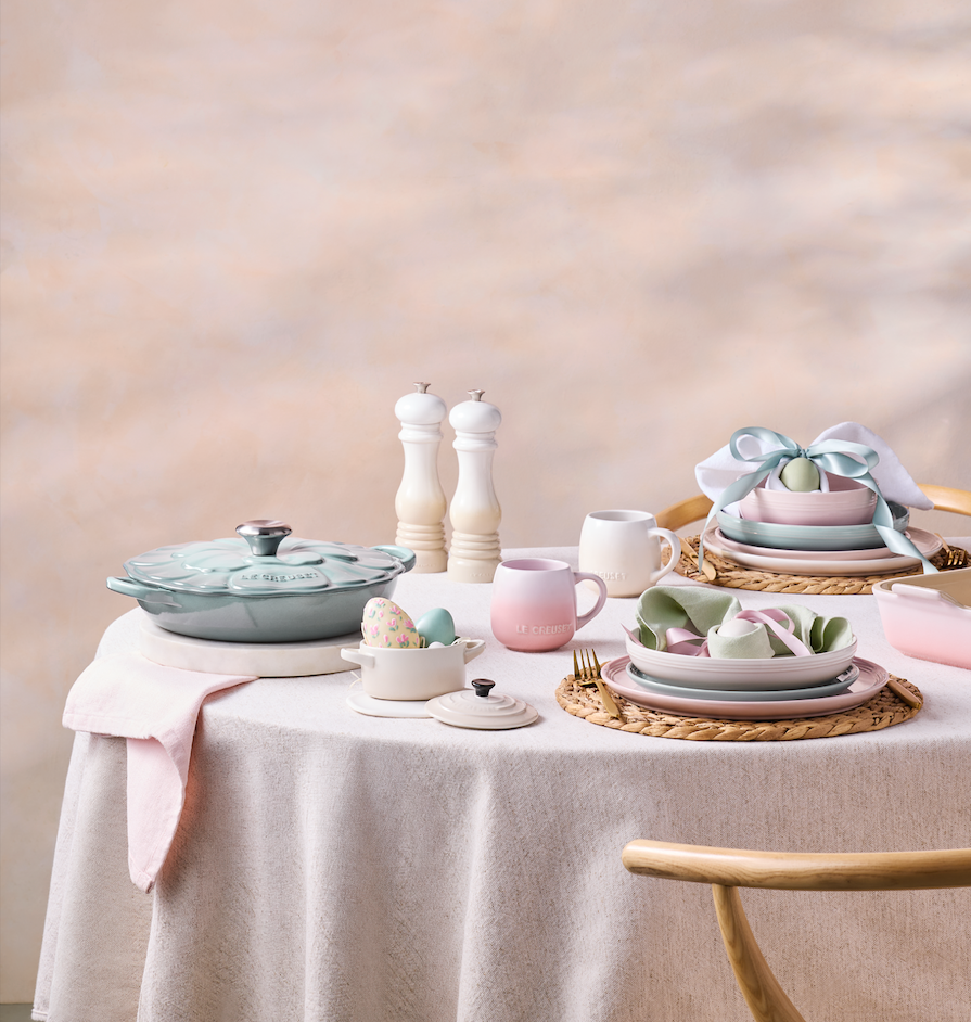 Le Creuset - Signature Petal Shallow Casserole 26 (Limited Ed.) Early Feb Preorder