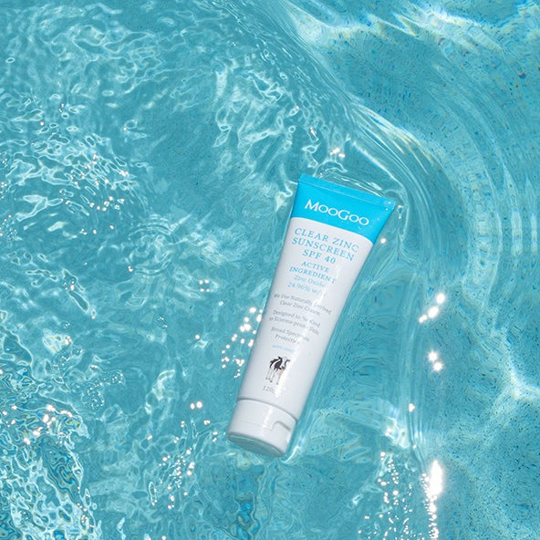 Moogoo Clear Zinc Sunscreen SPF 40