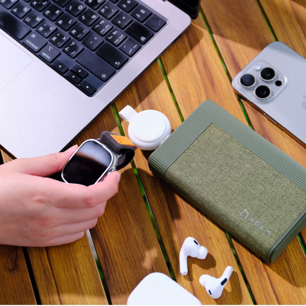 ADAM elements GRAVITY Pro 100W Power Bank for Laptop