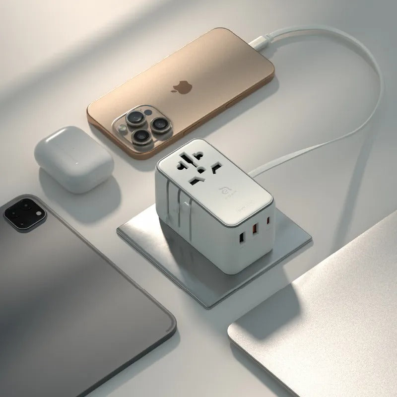 ADAM Elements - T70L 70W Universal Travel Adapter