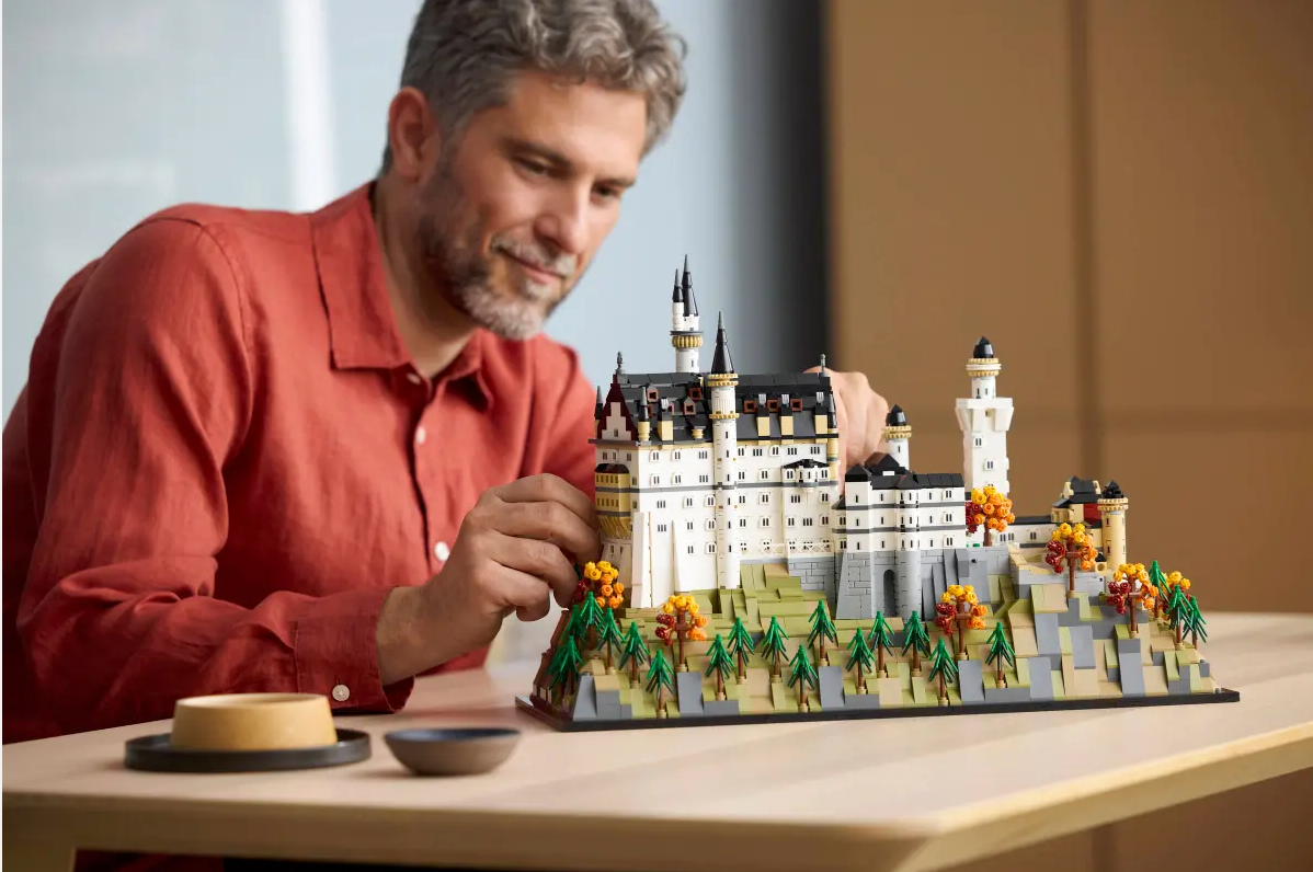LEGO -  Neuschwanstein Castle