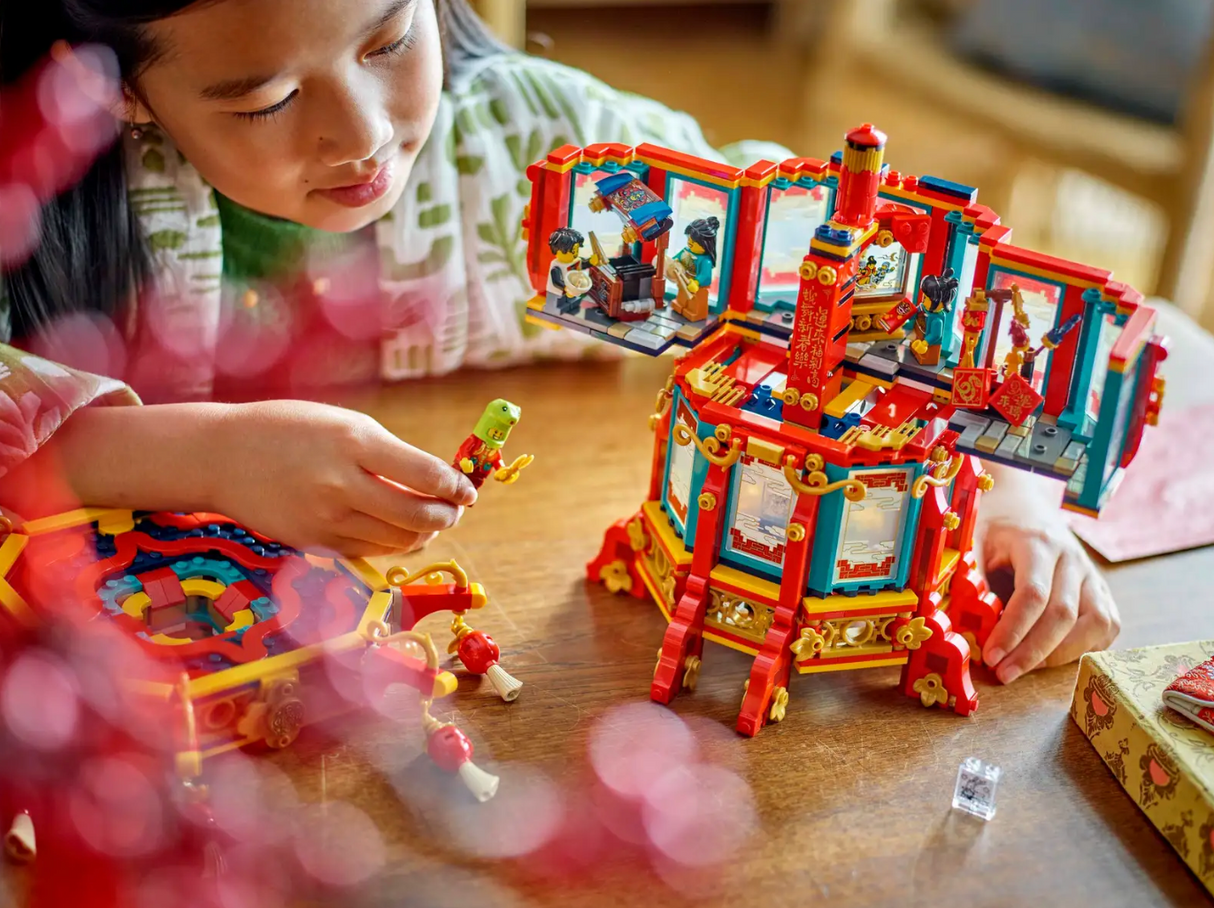 LEGO - Trotting Lantern