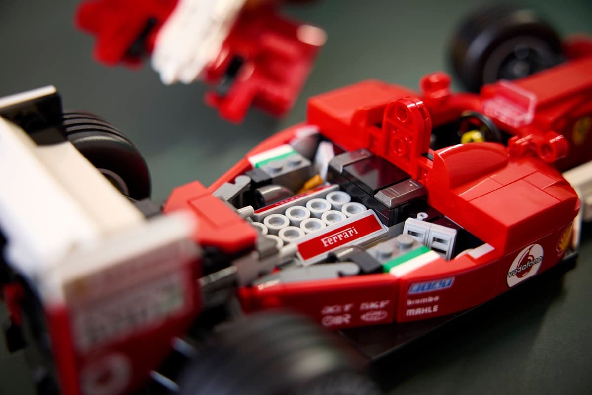 LEGO -  Ferrari F2004 & Michael Schumacher