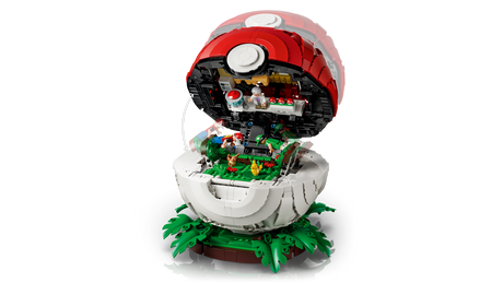 LEGO - Pokémon Iconic Trainer Moments Poké Ball (Early Oct Preorder)